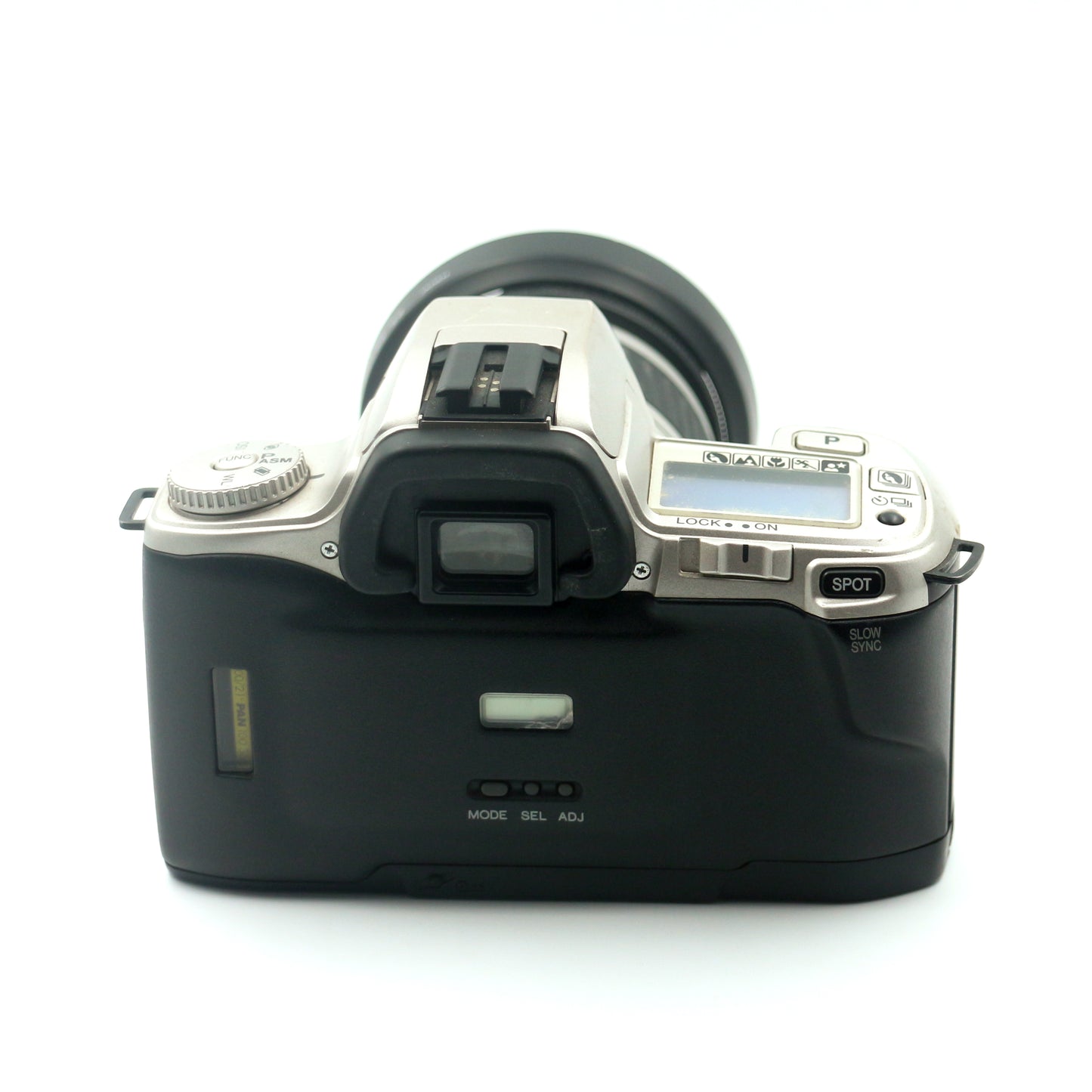 Minolta Dynax STsi + 28–80mm f/3.5–5.6