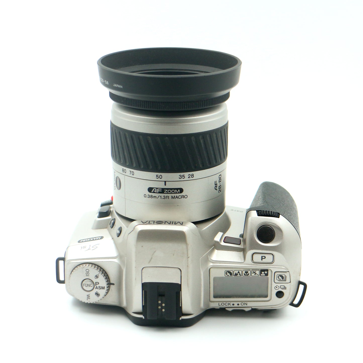 Minolta Dynax STsi + 28–80mm f/3.5–5.6