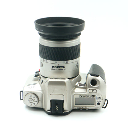 Minolta Dynax STsi + 28–80mm f/3.5–5.6