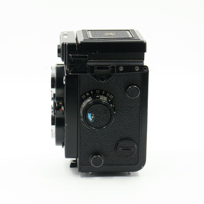 Yashica Mat 124G